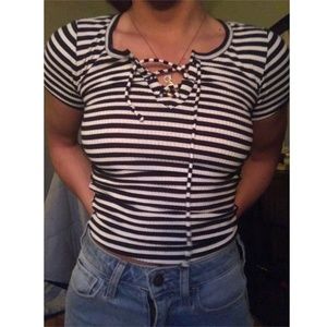 hollister stripped lace up tee, xxs